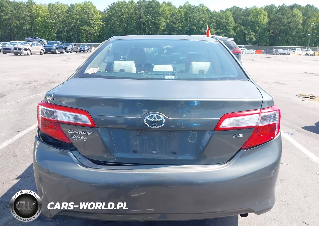 2012 Toyota Camry Le VIN:4T1BF1FK4CU586345 - 16
