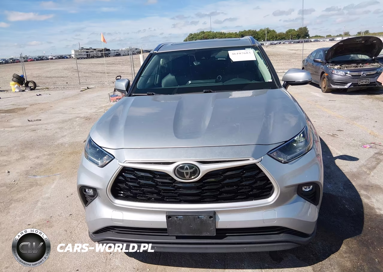 2021 Toyota Highlander Xle VIN:5TDGZRBH1MS548071 - 12
