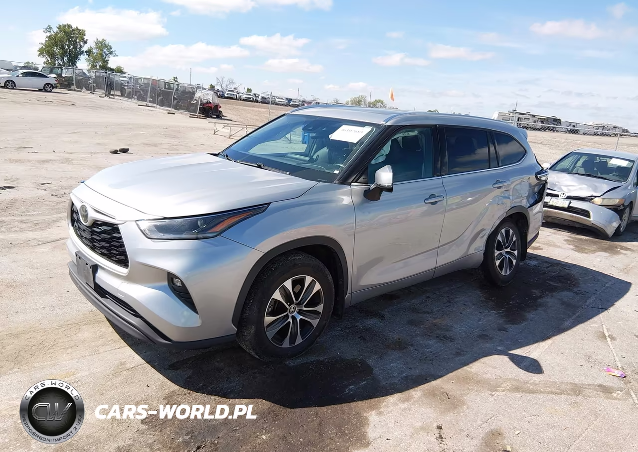 2021 Toyota Highlander Xle VIN:5TDGZRBH1MS548071 - 2