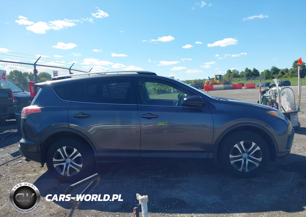 2017 Toyota Rav4 Le VIN:JTMBFREV9HJ140859 - 14