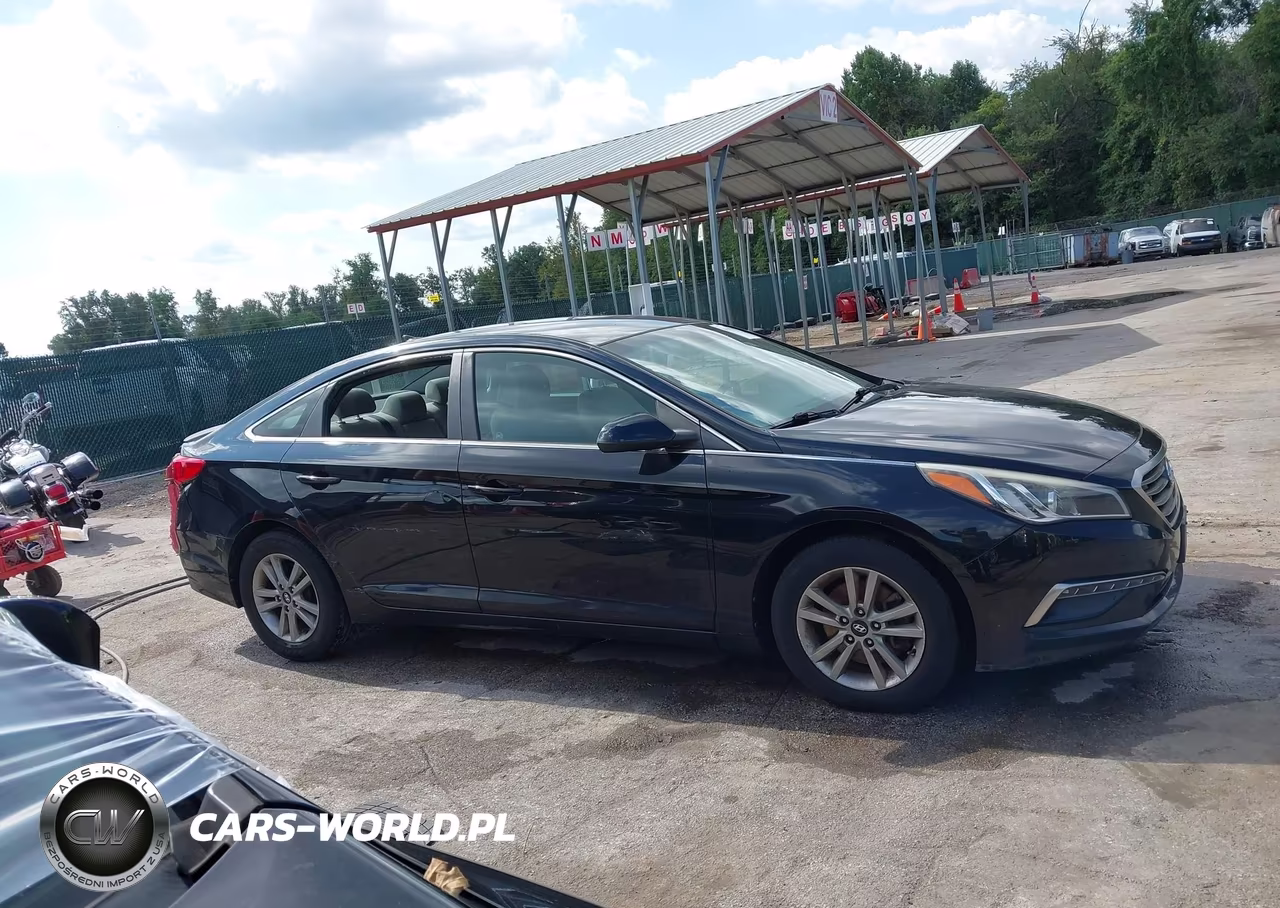 2015 Hyundai Sonata Se VIN:5NPE24AF2FH059167 - 13