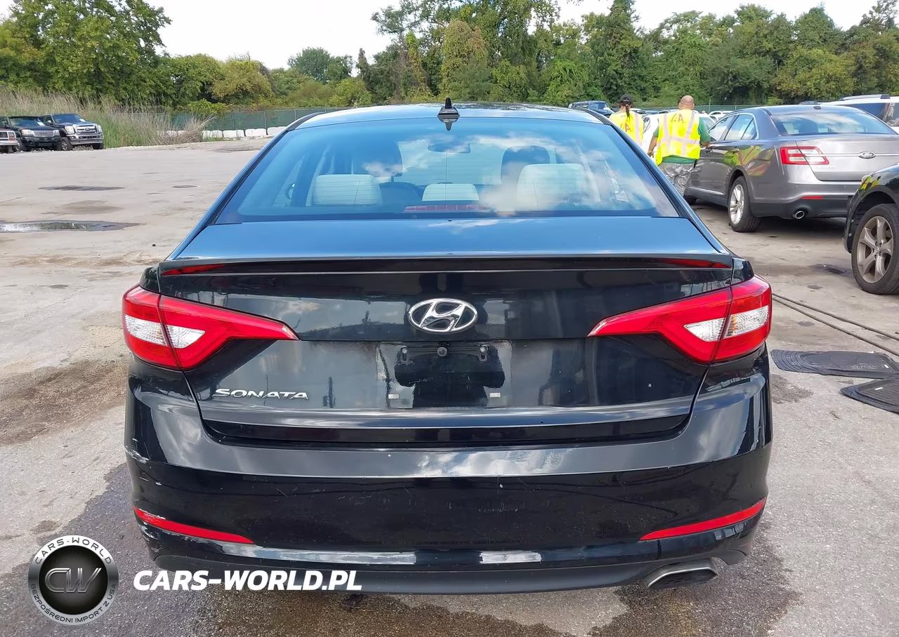 2015 Hyundai Sonata Se VIN:5NPE24AF2FH059167 - 16