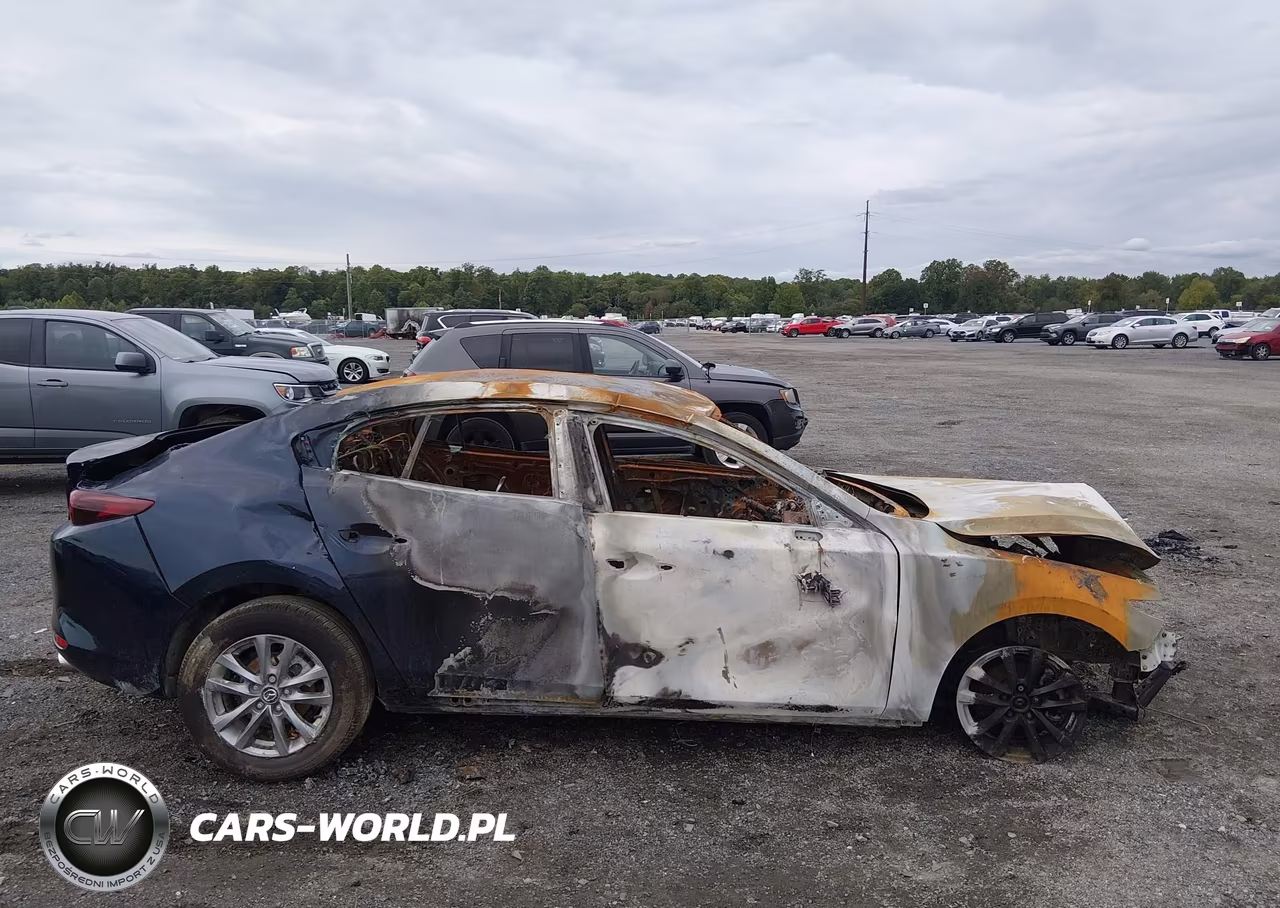2026 Mazda Mazda3 VIN:JM1BPAAL8T1864702 - 13