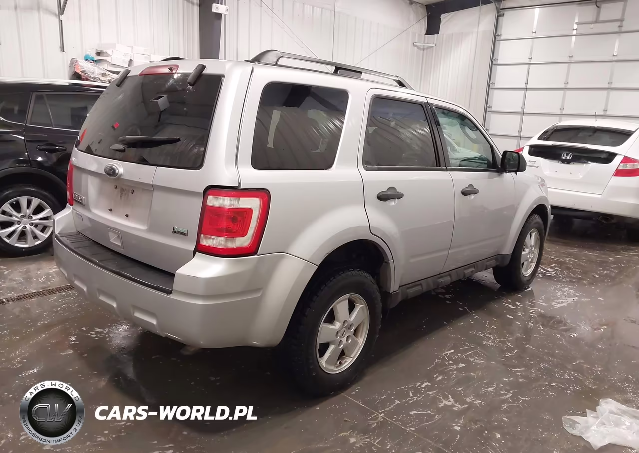 2012 Ford Escape Xlt VIN:1FMCU9DG8CKA29926 - 4