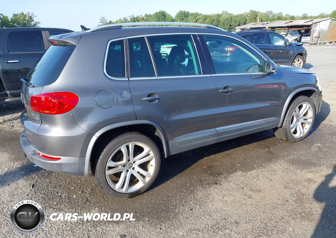 2012 Volkswagen Tiguan Sel VIN:WVGBV7AX3CW004894 - 4