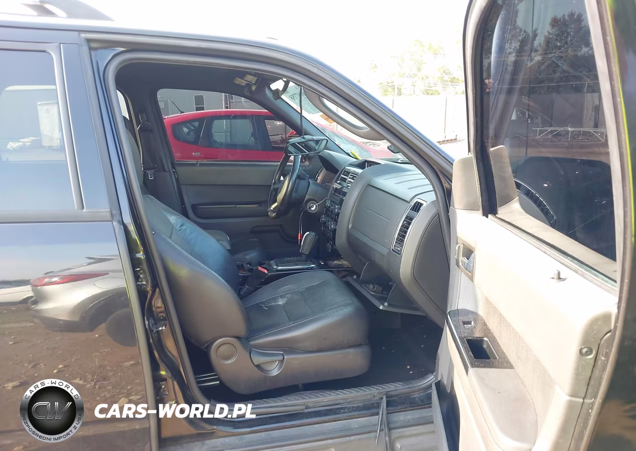2011 Ford Escape Limited VIN:1FMCU0E73BKC24955 - 5