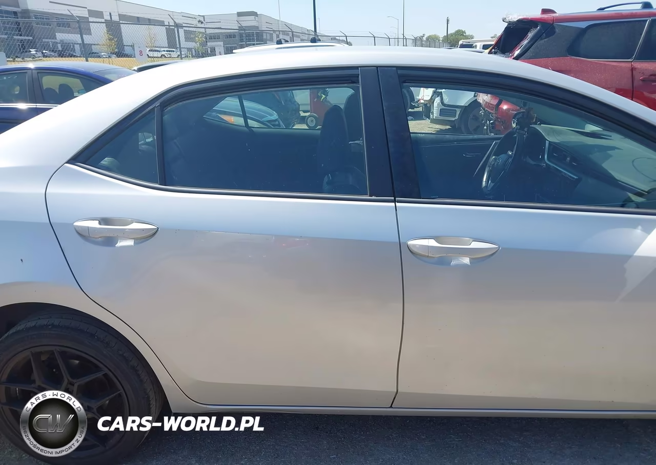 2017 Toyota Corolla Se VIN:5YFBURHE0HP626859 - 13
