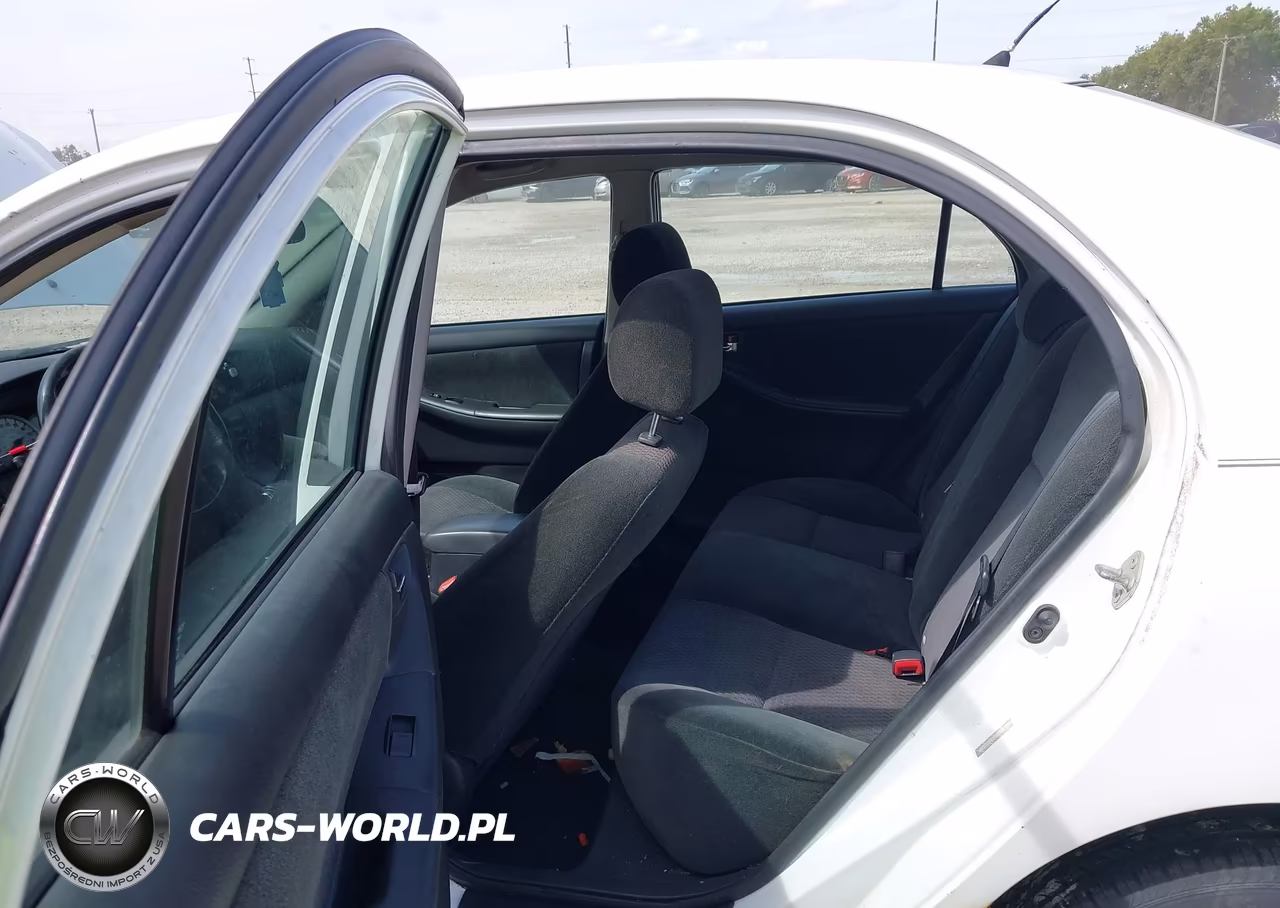 2007 Toyota Corolla S VIN:1NXBR32E87Z841992 - 8