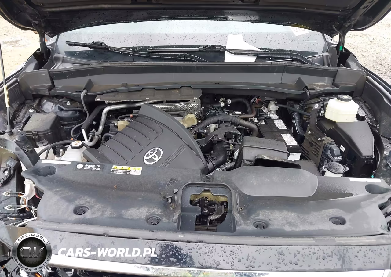2024 Toyota Grand Highlander Limited VIN:5TDAAAB52RS039764 - 10