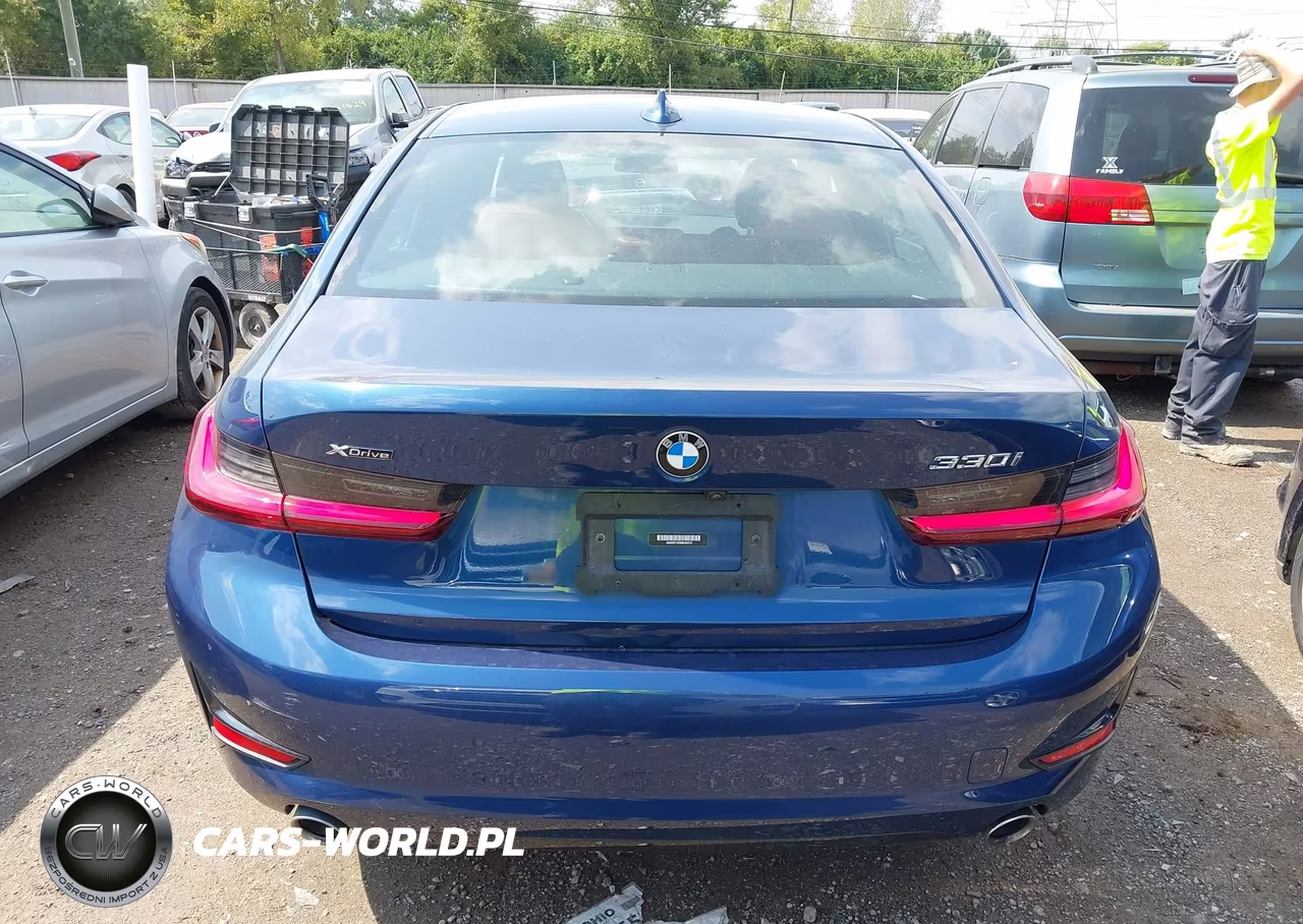 2022 BMW 330I xDrive VIN:3MW5R7J03N8C69378 - 17