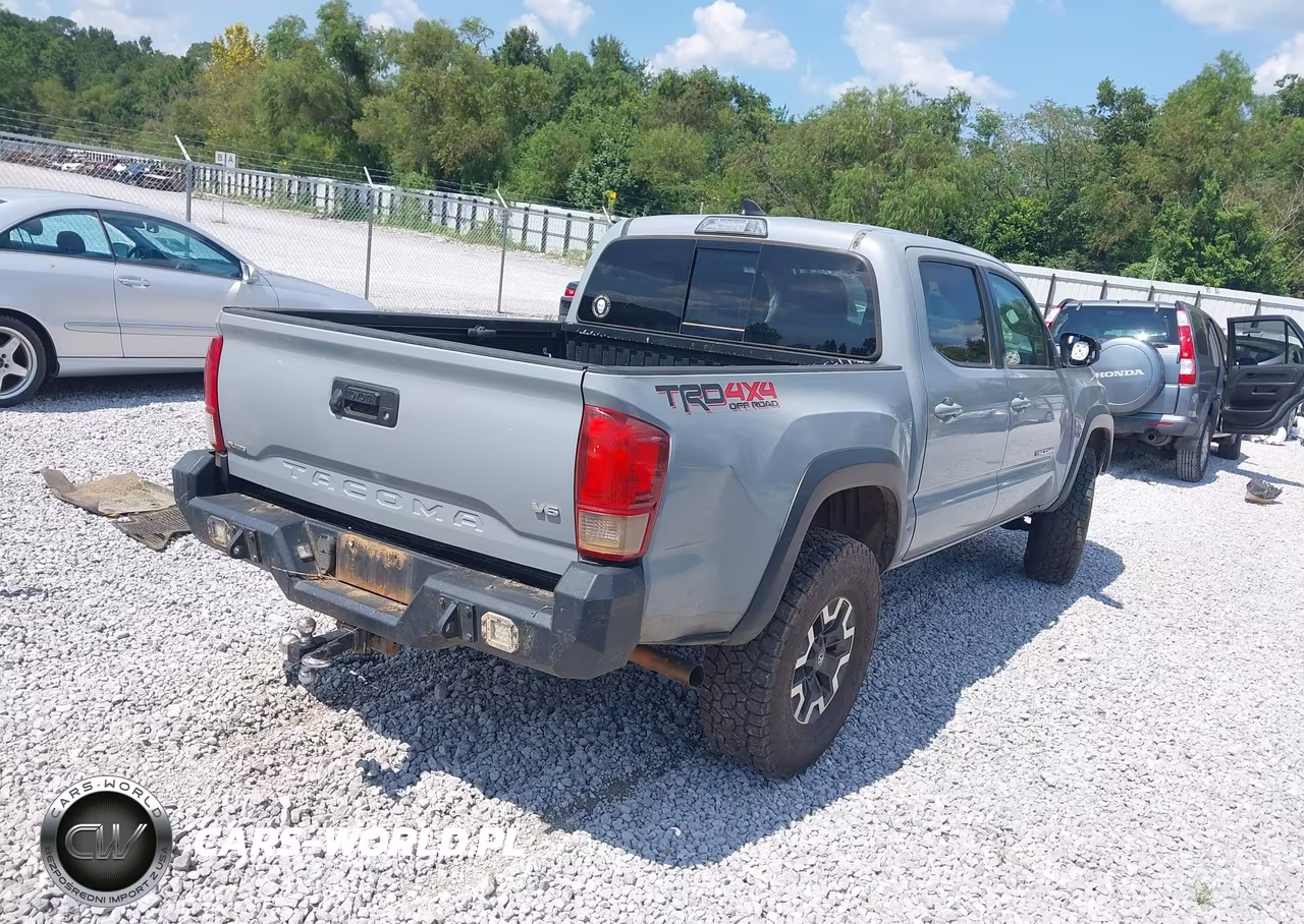2019 Toyota Tacoma Trd Off Road VIN:3TMCZ5AN7KM203509 - 4