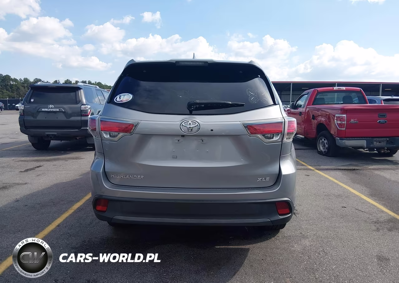 2015 Toyota Highlander Xle V6 VIN:5TDKKRFH4FS084298 - 17