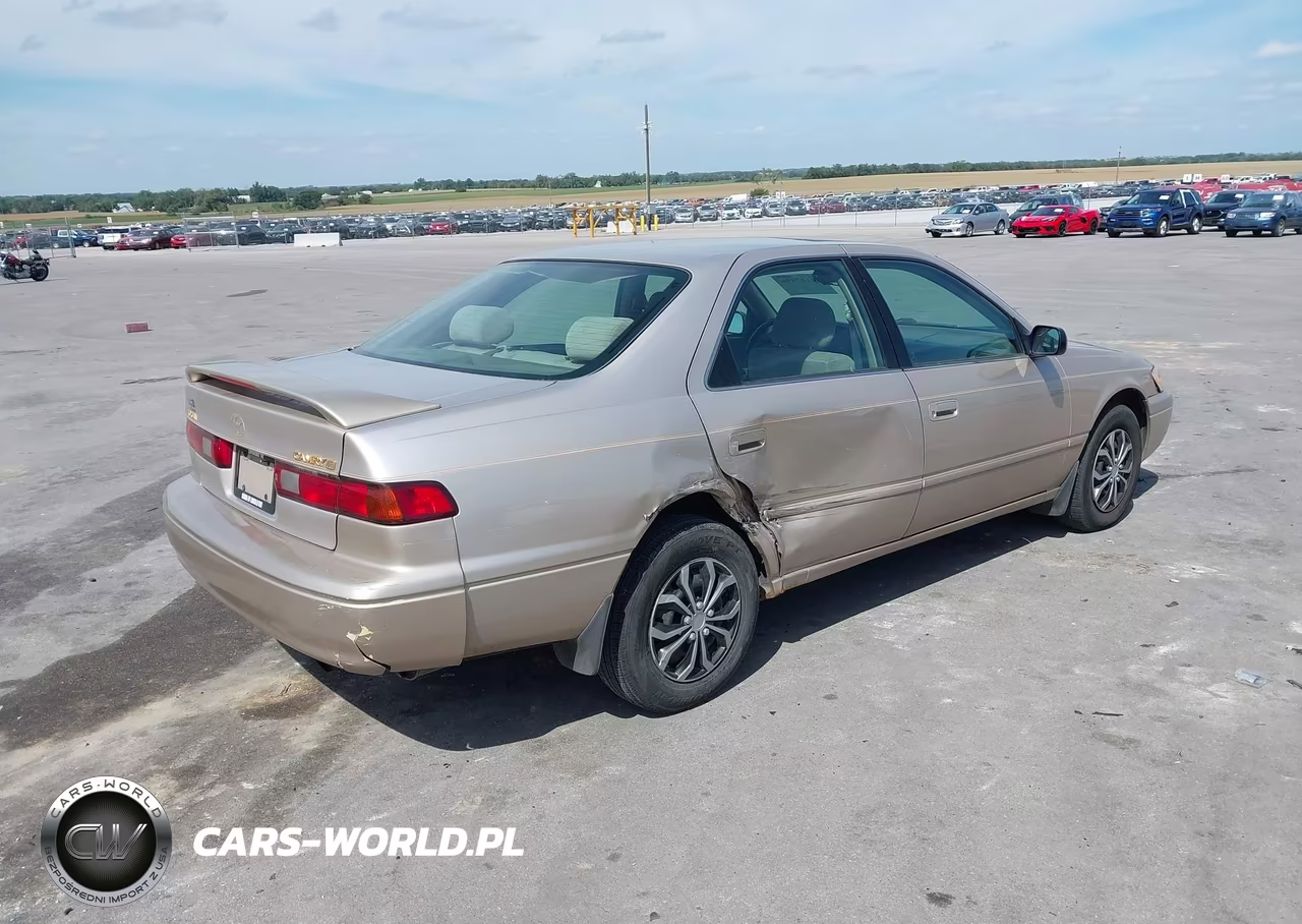 1998 Toyota Camry Le VIN:4T1BG22K2WU277308 - 4