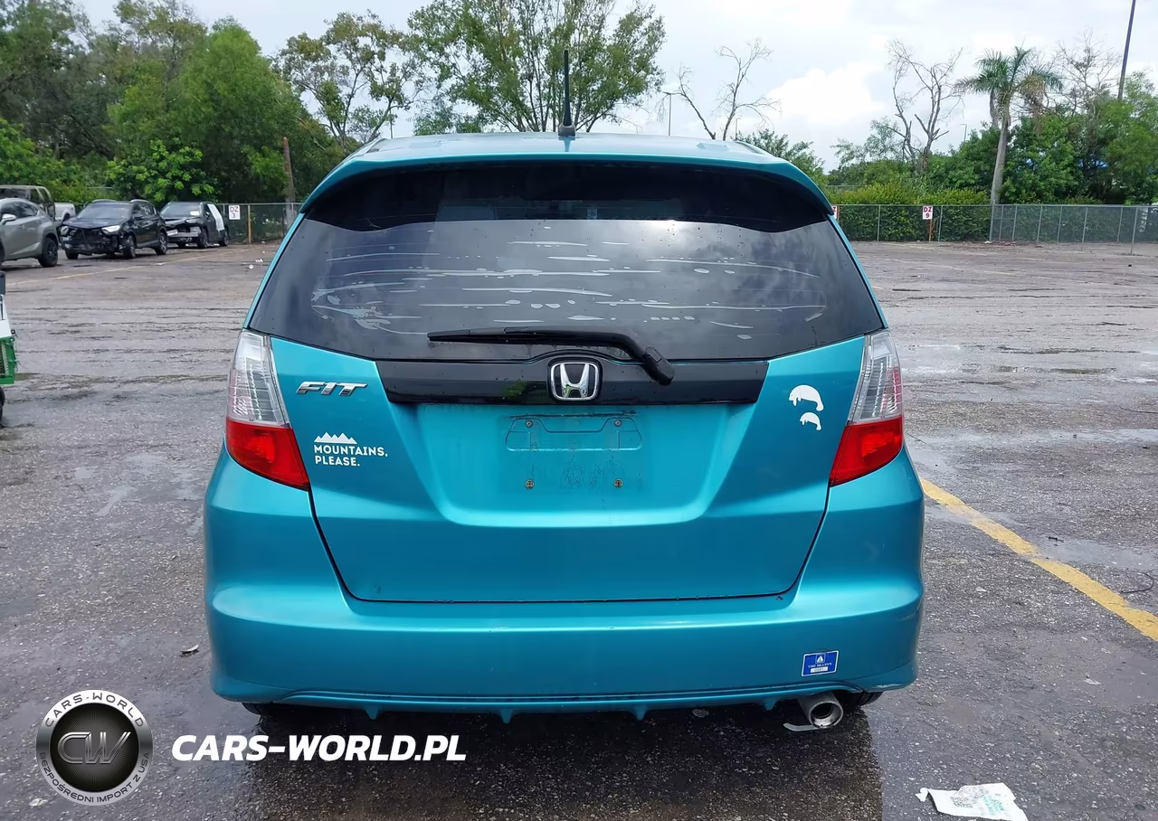 2012 Honda Fit Sport VIN:JHMGE8H62CC026365 - 16