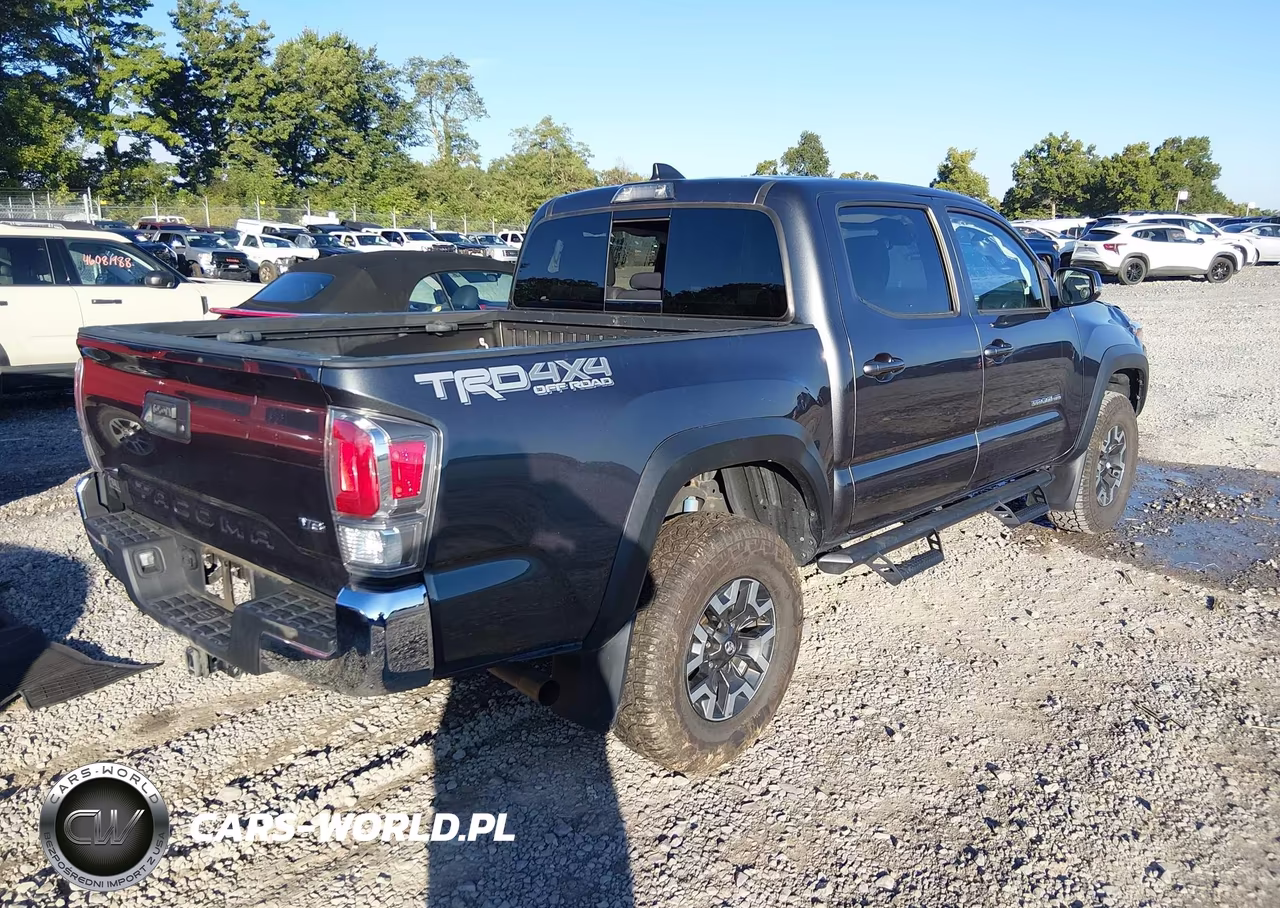 2022 Toyota Tacoma Trd Off Road VIN:3TMCZ5ANXNM520754 - 4