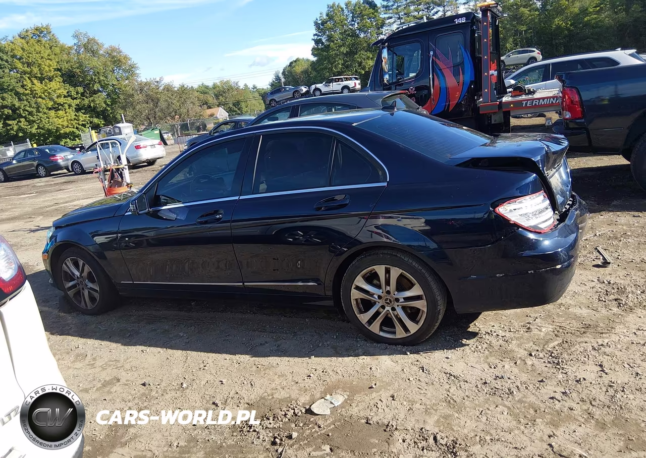 2013 Mercedes-Benz C 300 Luxury 4Matic VIN:WDDGF8AB4DR274014 - 14