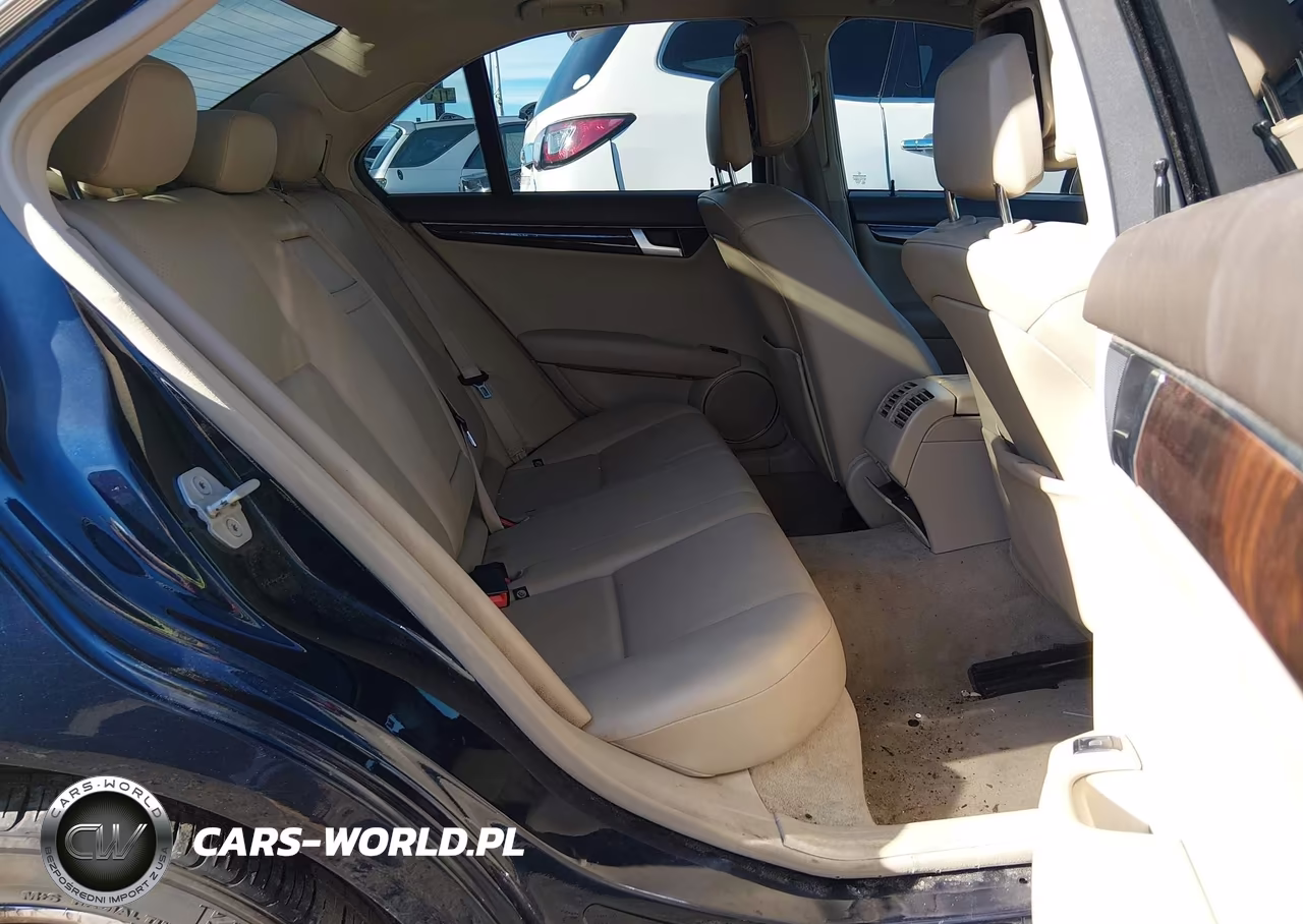 2013 Mercedes-Benz C 300 Luxury 4Matic VIN:WDDGF8AB4DR274014 - 8