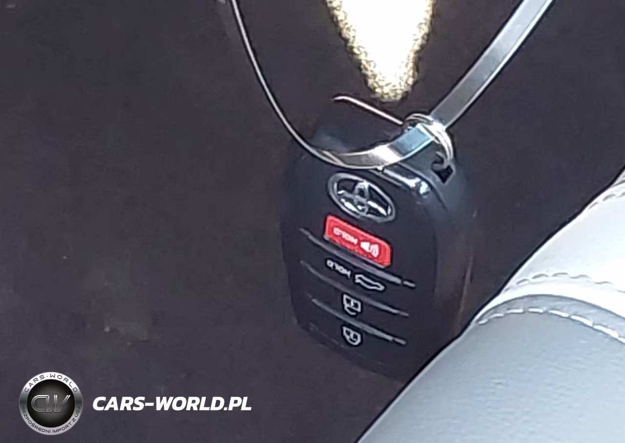 2026 Toyota Camry Se VIN:4T1DAACK2TU723925 - 11