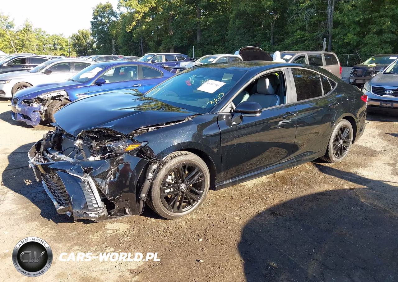 2026 Toyota Camry Se VIN:4T1DAACK2TU723925 - 2