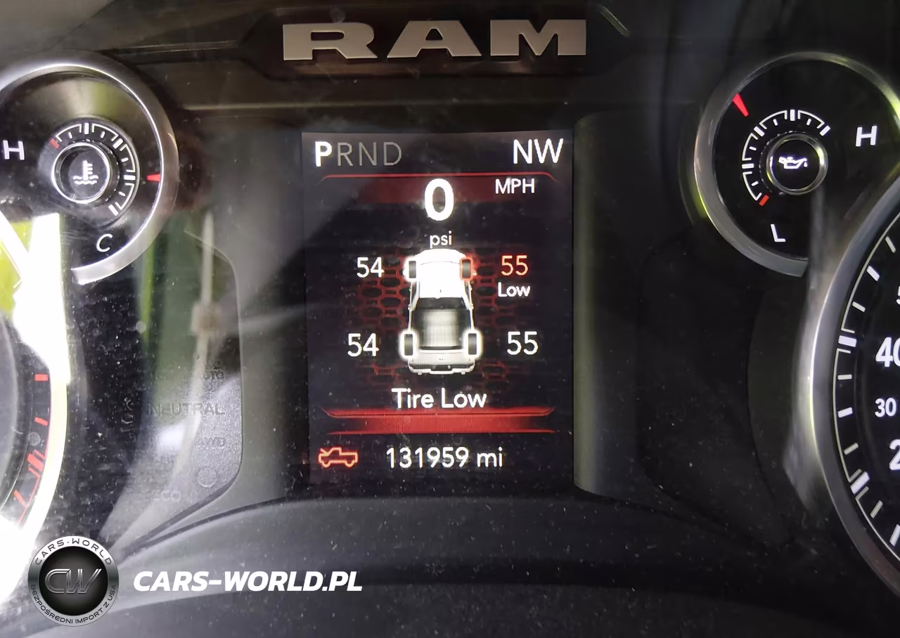 2019 Ram 2500 Big Horn 4X4 6'4 Box VIN:3C6UR5DL2KG709253 - 15