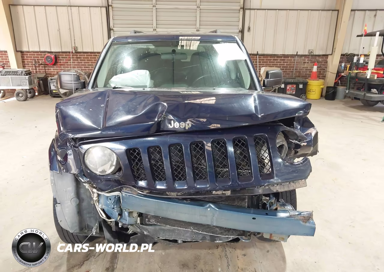 2014 Jeep Patriot Latitude VIN:1C4NJRFBXED762364 - 13