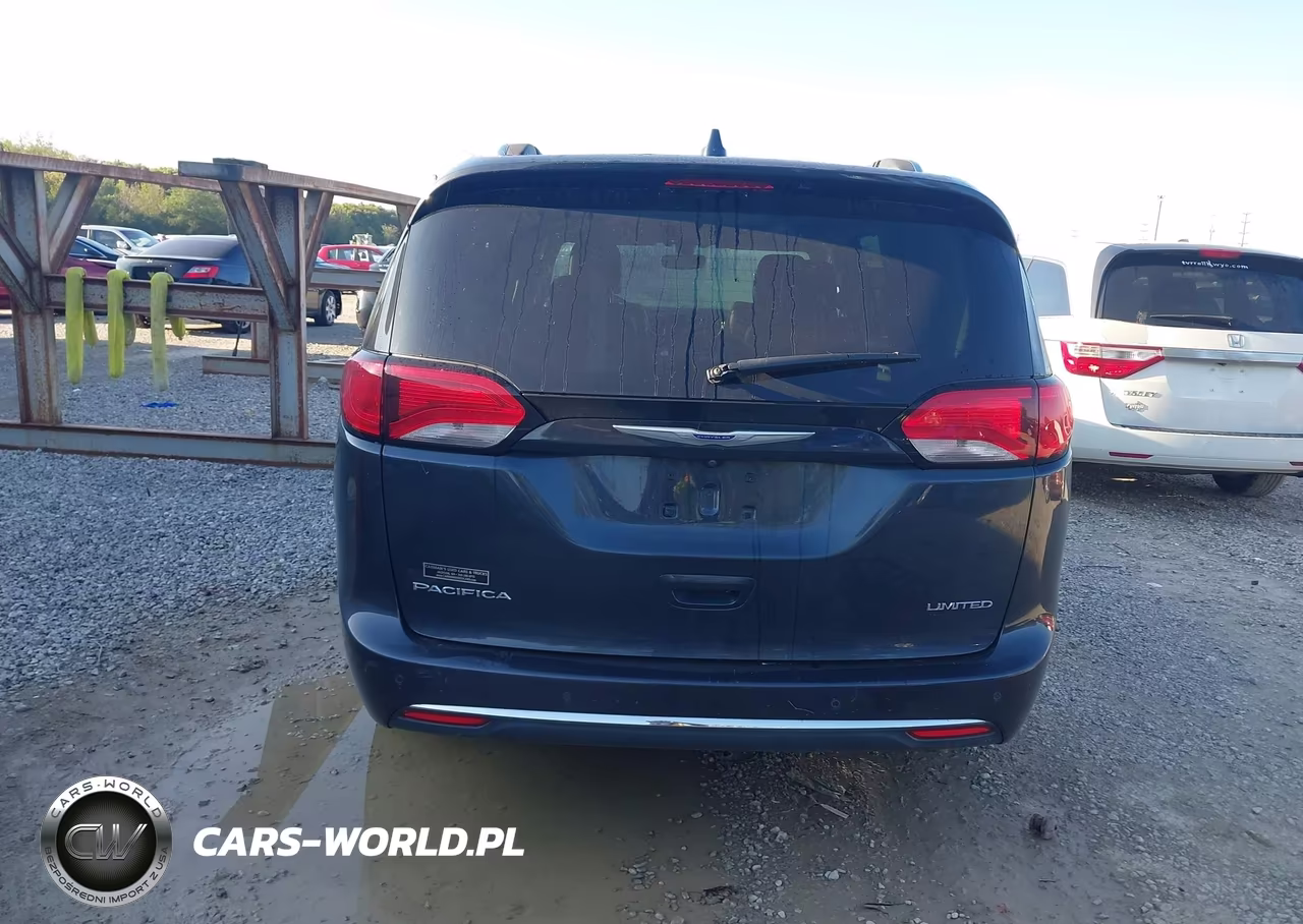 2020 Chrysler Pacifica Limited VIN:2C4RC1GG8LR278565 - 17