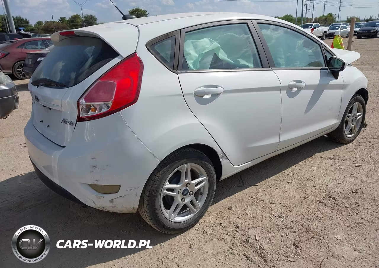 2019 Ford Fiesta Se VIN:3FADP4EJ8KM118907 - 4