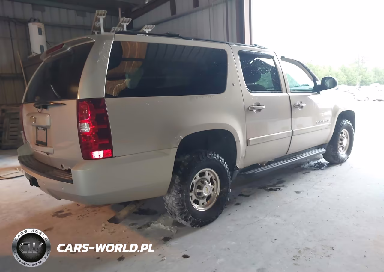 2008 Chevrolet Suburban 2500 Lt VIN:3GNGK26KX8G189655 - 4