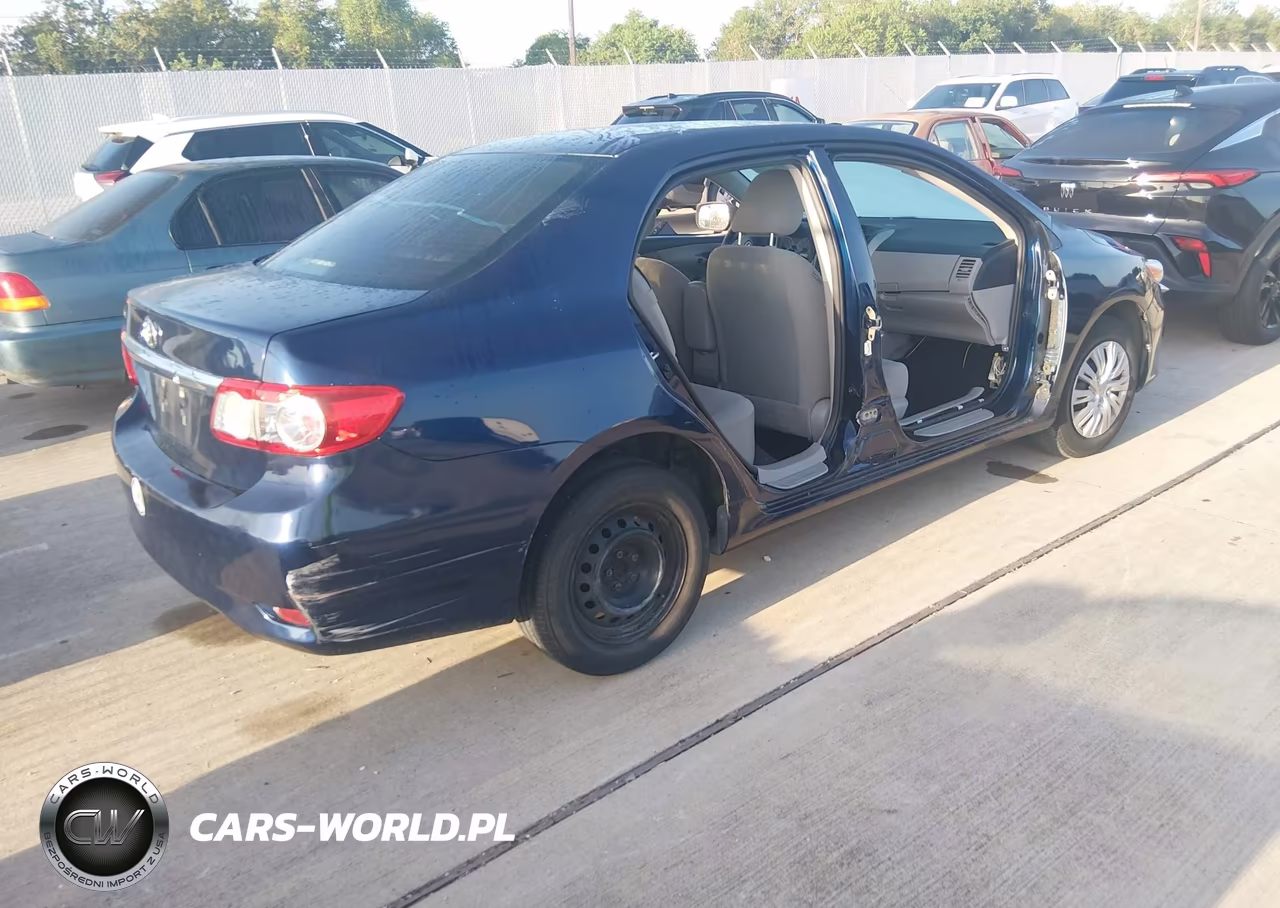 2013 Toyota Corolla L VIN:5YFBU4EE2DP182465 - 4