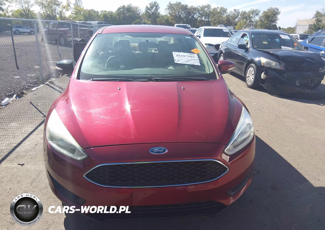 2017 Ford Focus Se VIN:1FADP3F24HL253247 - 12