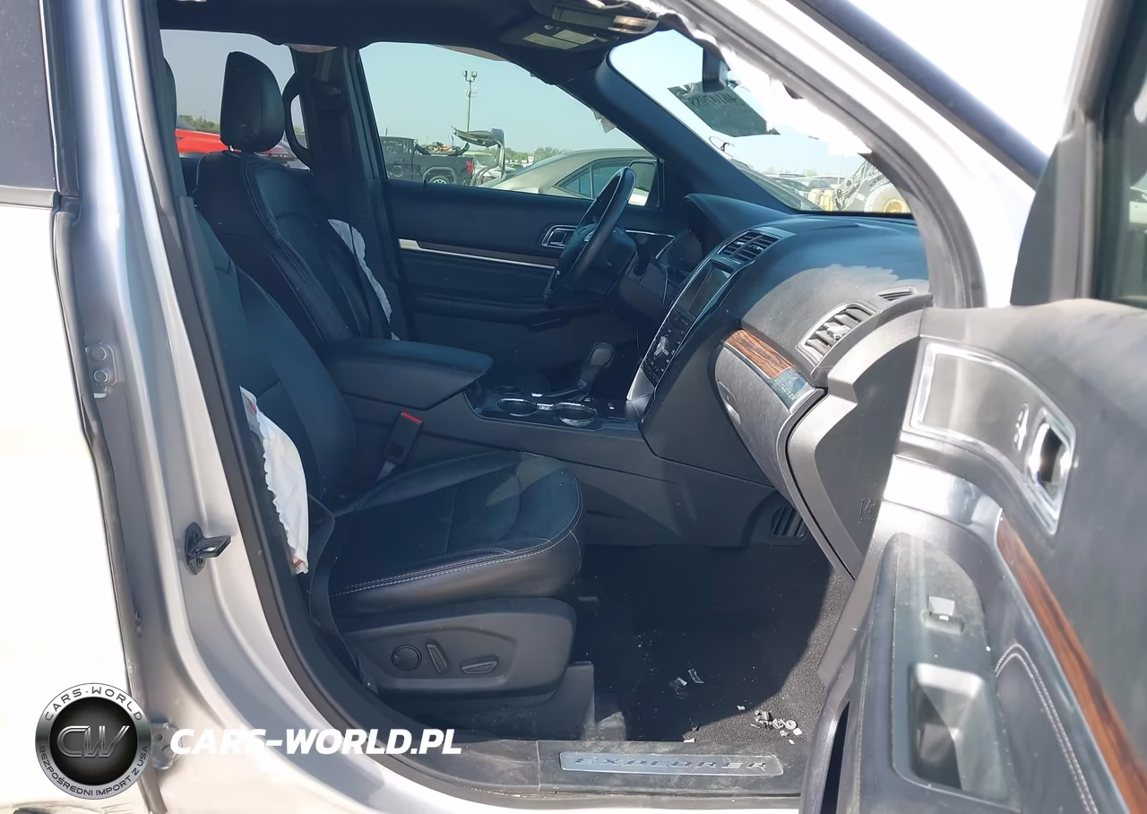 2019 Ford Explorer Limited VIN:1FM5K7F82KGA71440 - 5