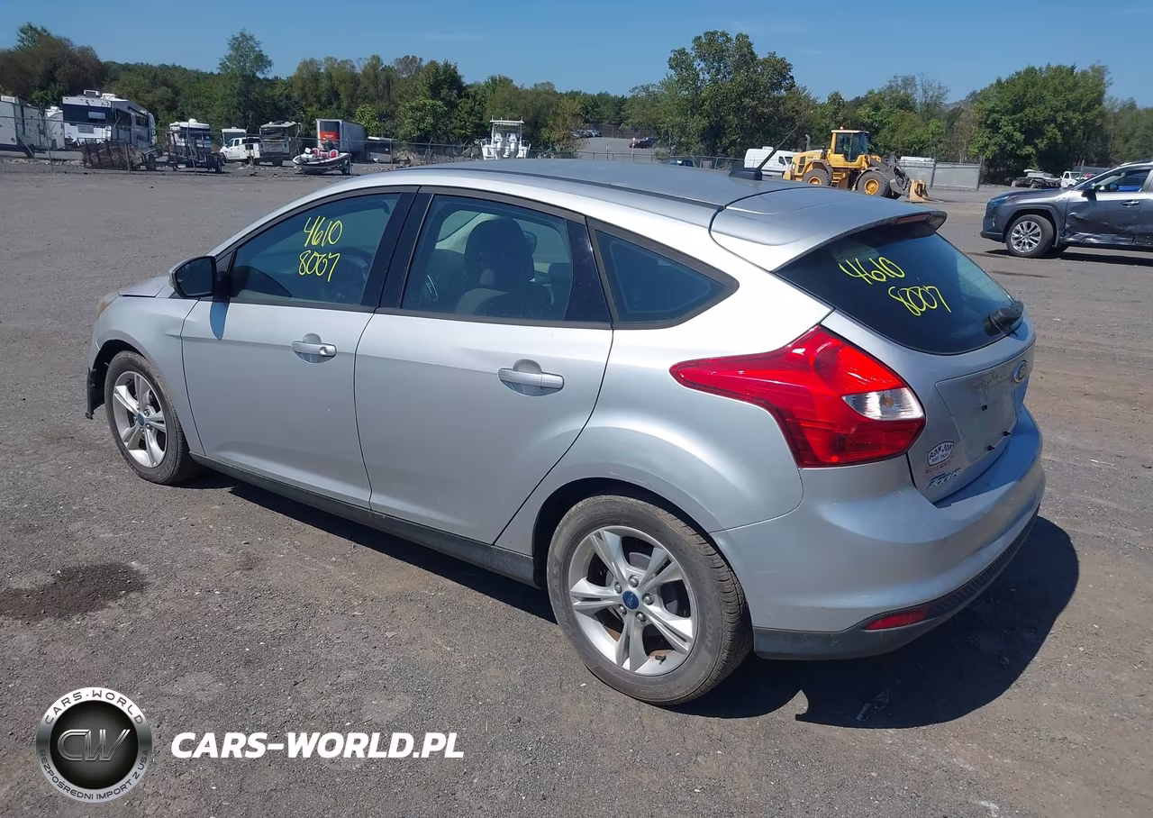 2013 Ford Focus Se VIN:1FADP3K27DL139792 - 3