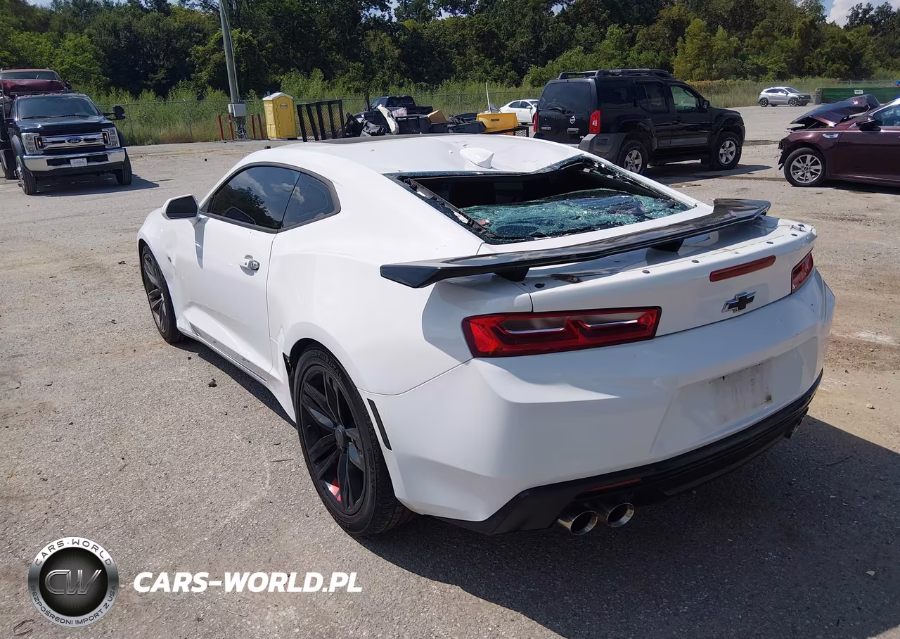 2017 Chevrolet Camaro 2Lt VIN:1G1FD1RS0H0179332 - 3
