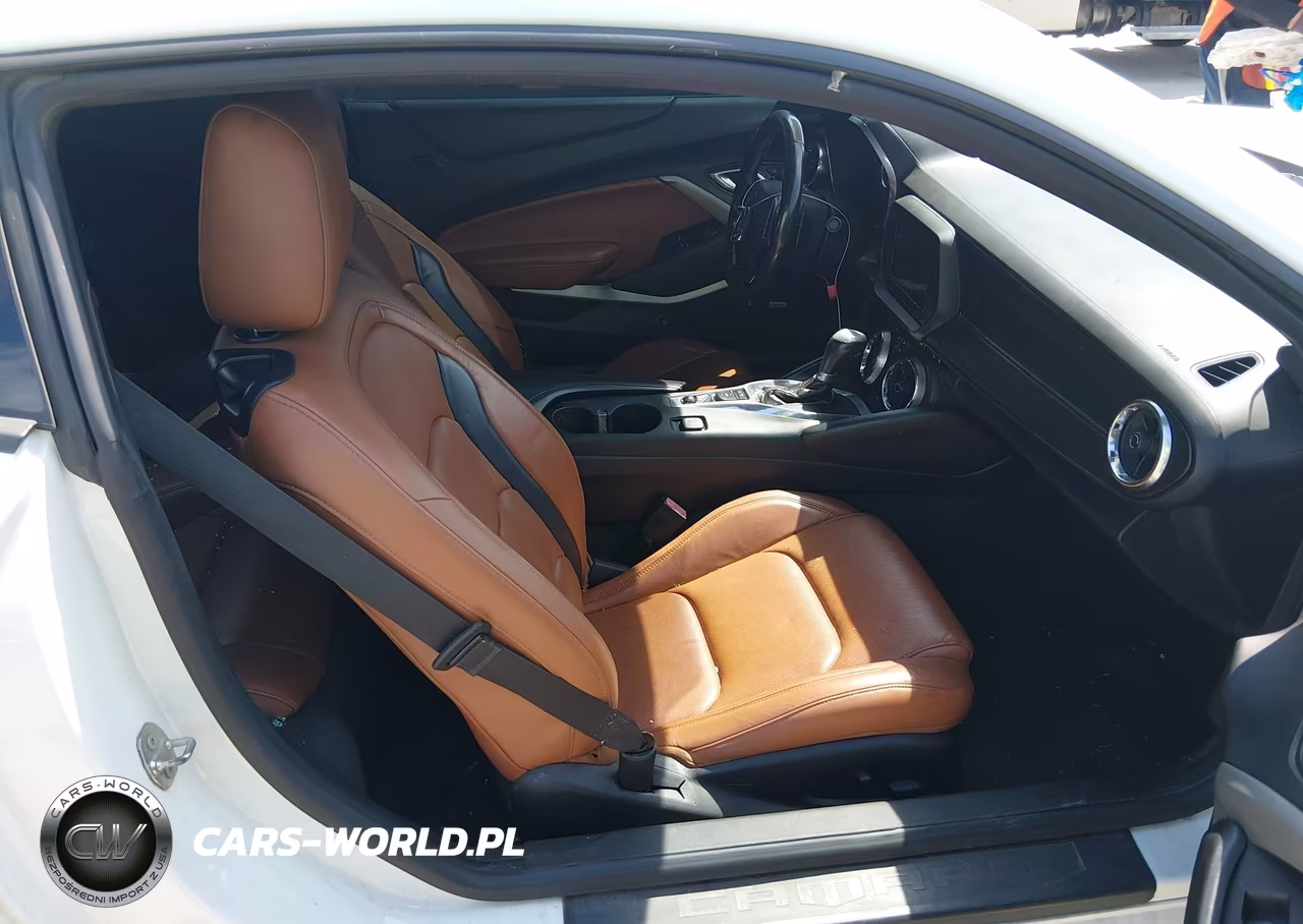 2017 Chevrolet Camaro 2Lt VIN:1G1FD1RS0H0179332 - 5