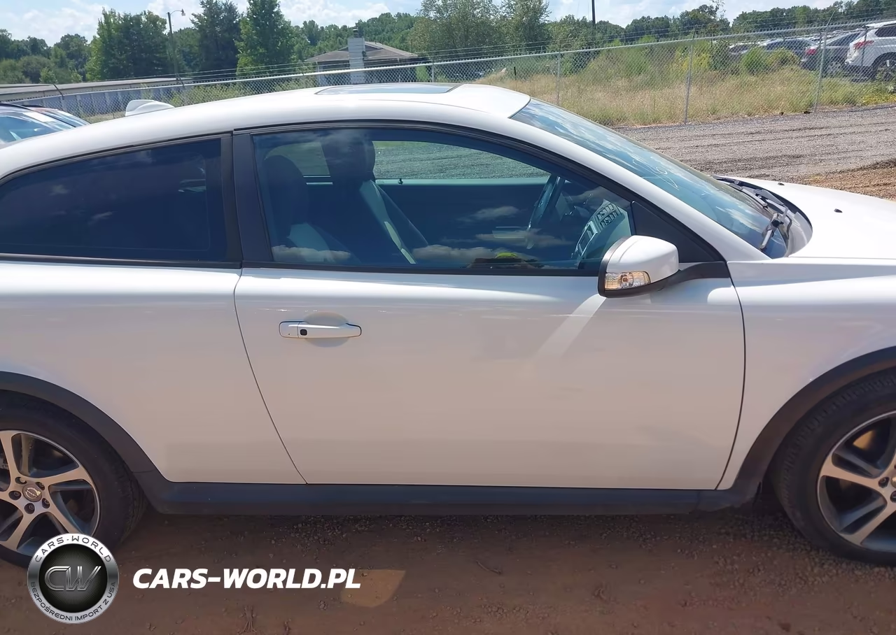 2013 Volvo C30 T5 VIN:YV1672MK5D2300263 - 13