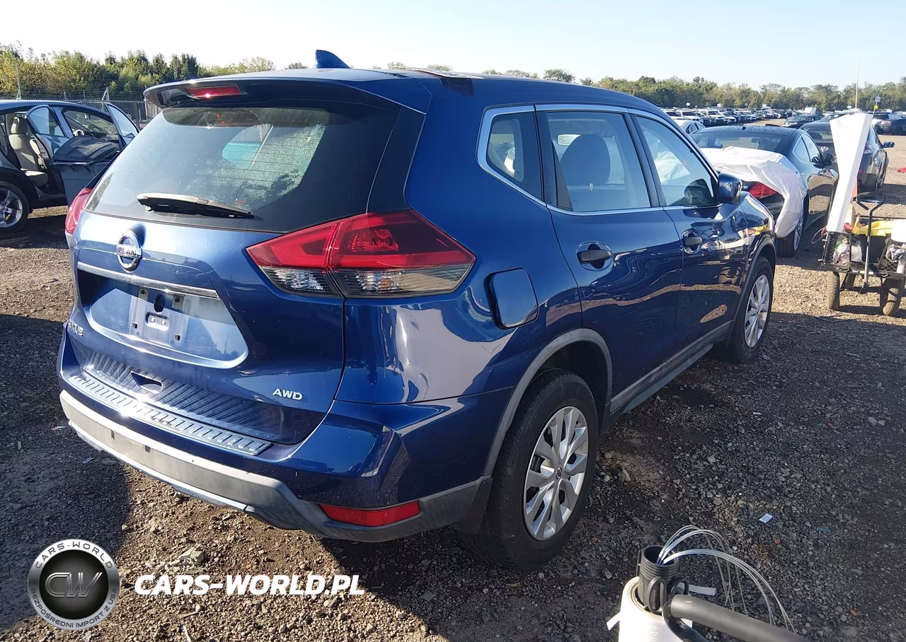 2018 Nissan Rogue S VIN:KNMAT2MV7JP585519 - 4