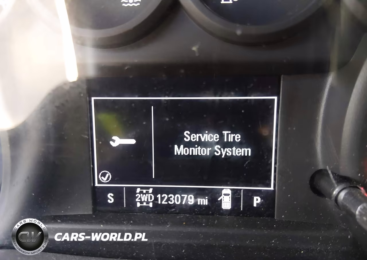 2019 Chevrolet Silverado 1500 Custom Trail Boss VIN:1GCPYCEF1KZ398971 - 16