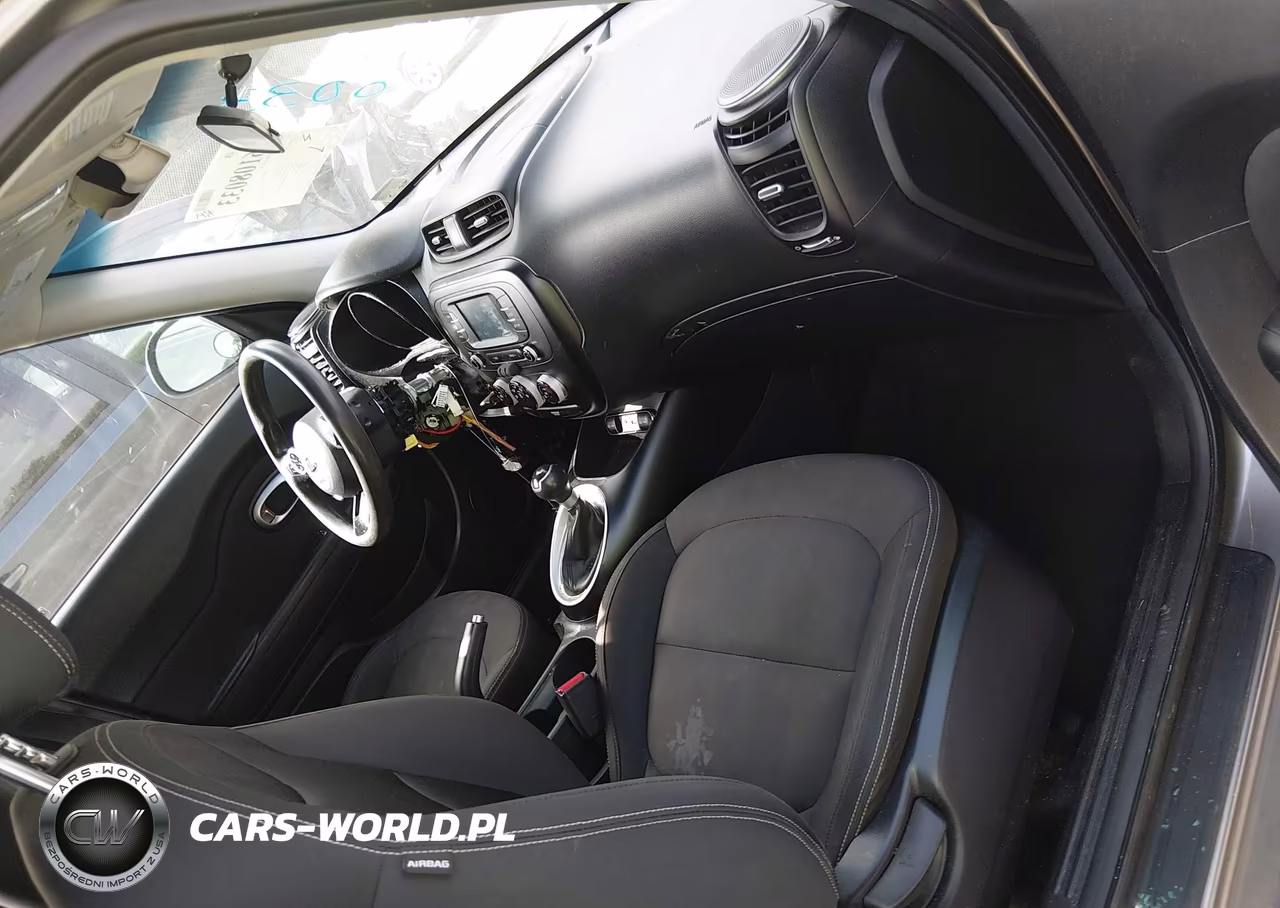 2017 Kia Soul VIN:KNDJN2A20H7419213 - 5
