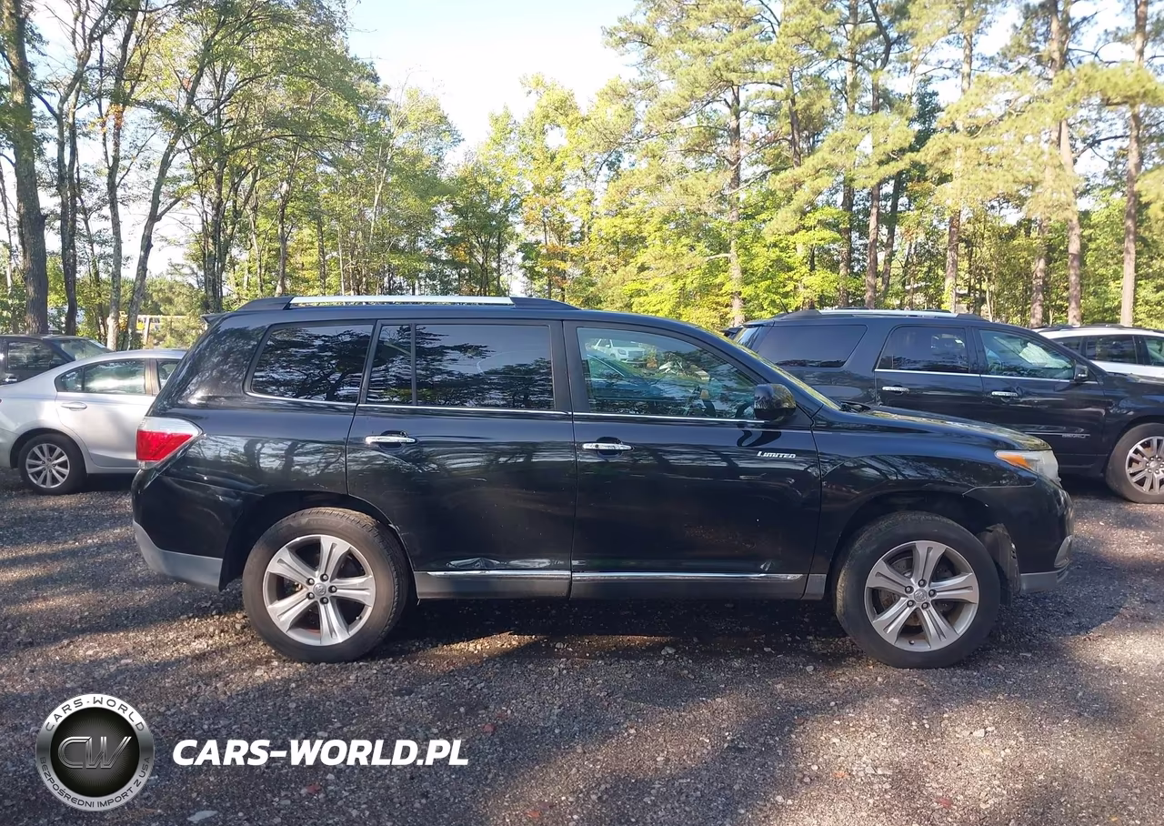 2011 Toyota Highlander Limited V6 VIN:5TDDK3EH7BS069053 - 13