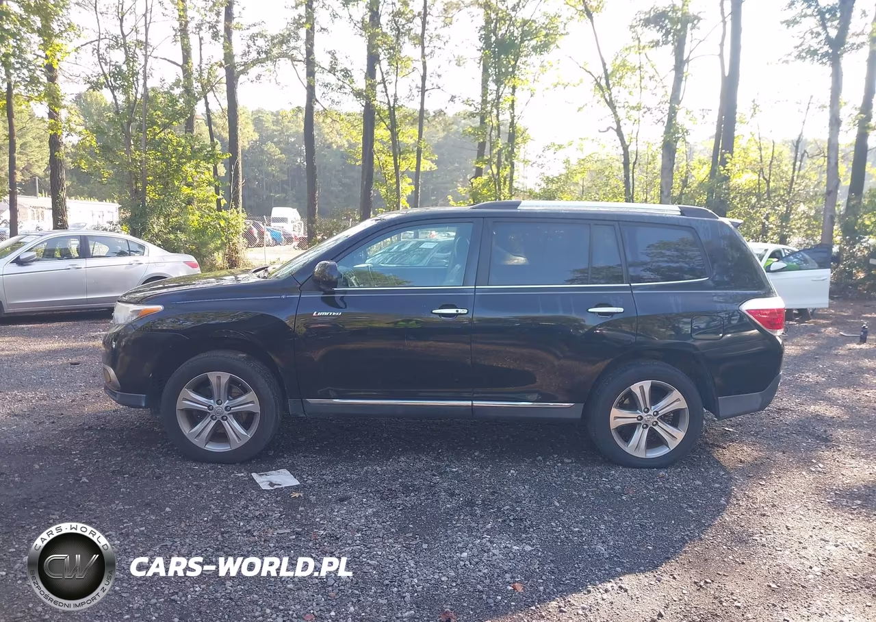2011 Toyota Highlander Limited V6 VIN:5TDDK3EH7BS069053 - 14