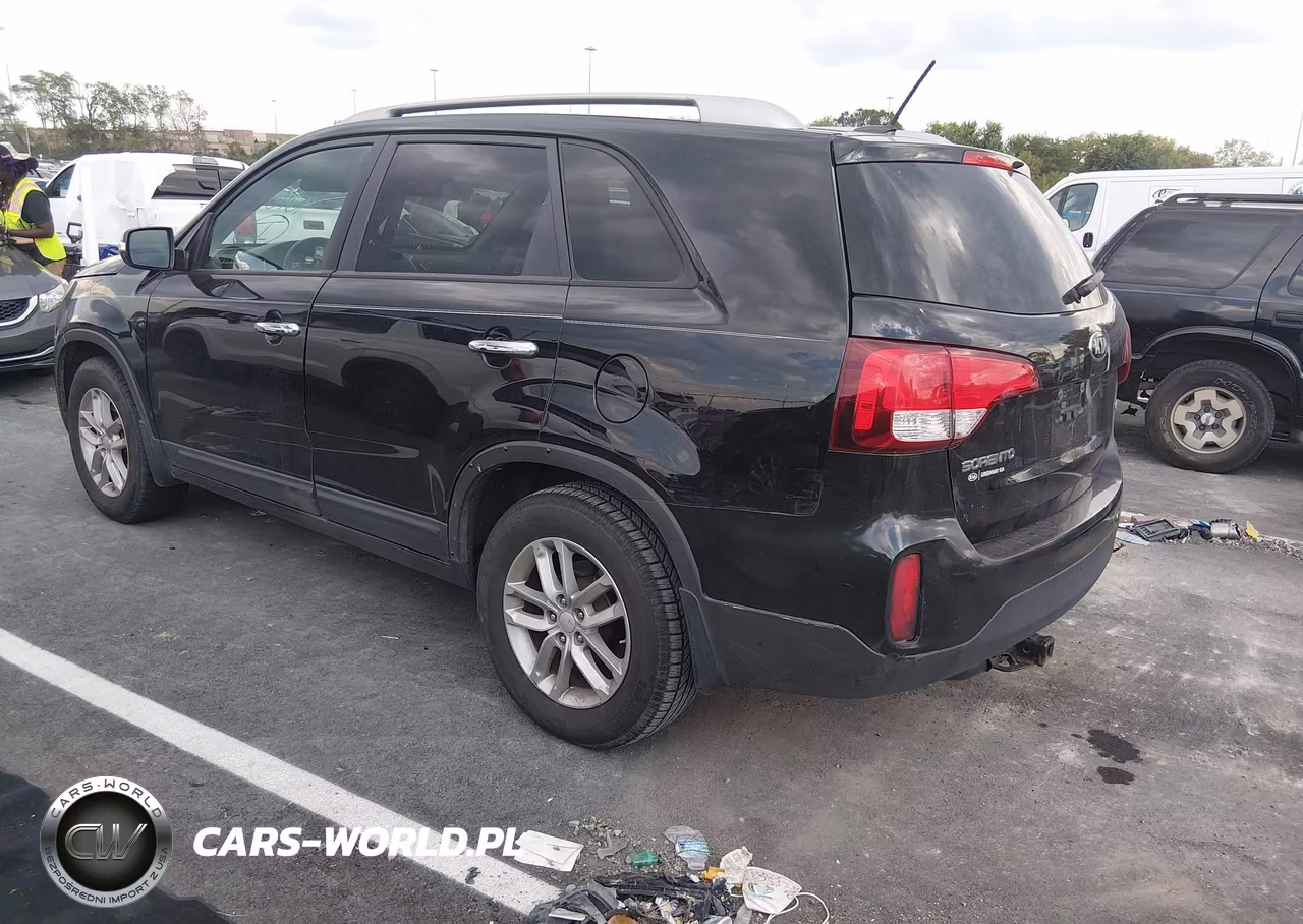 2015 Kia Sorento Lx VIN:5XYKT3A66FG615594 - 3