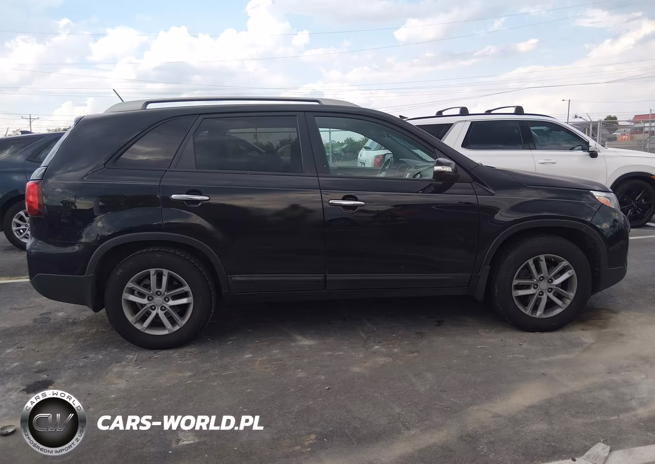 2015 Kia Sorento Lx VIN:5XYKT3A66FG615594 - 5