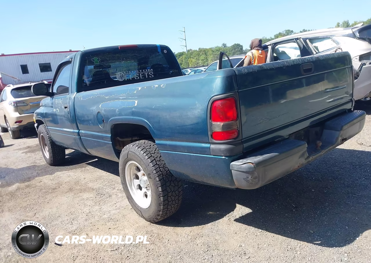 1999 Dodge Ram 1500 VIN:1B7HC16X3XS262601 - 3