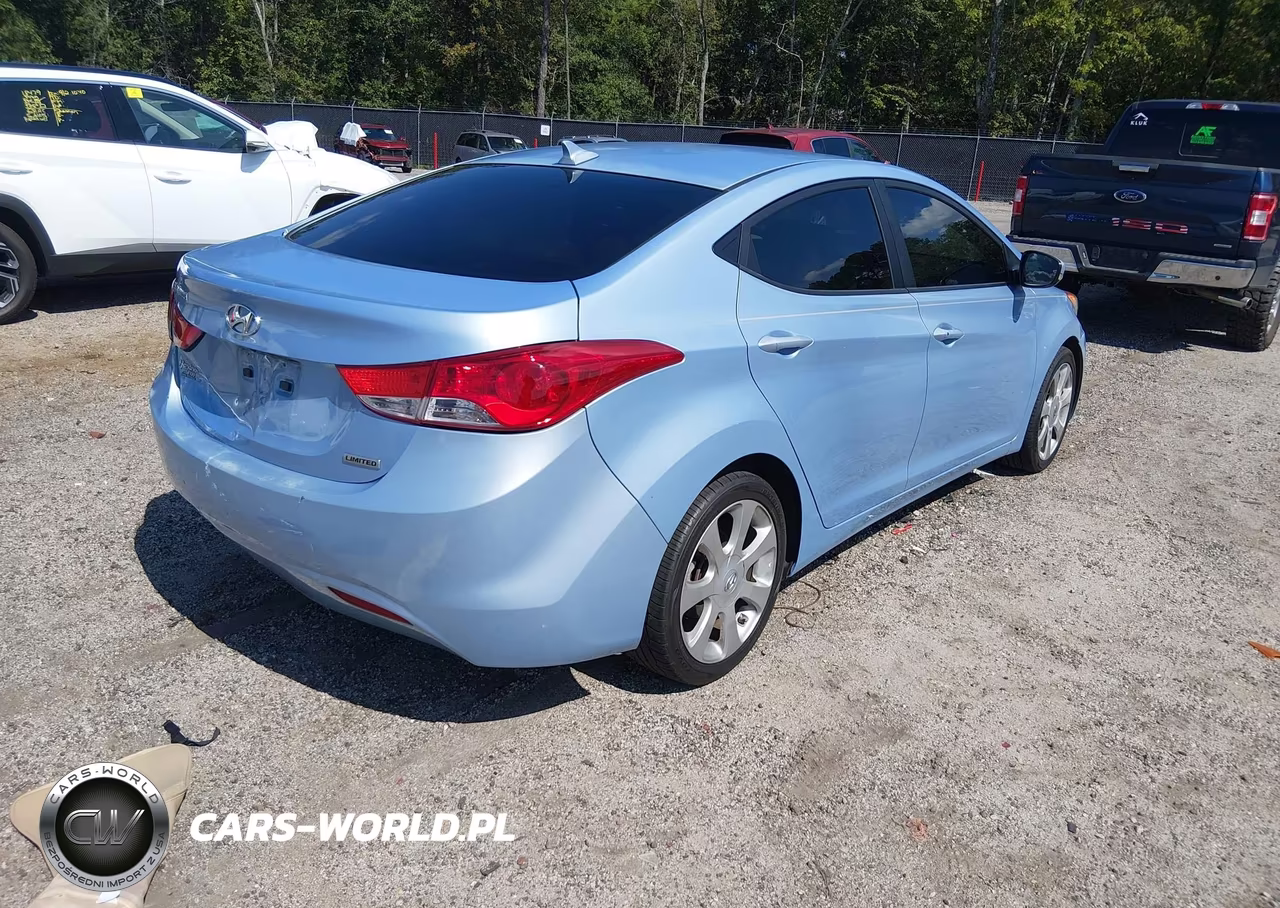 2013 Hyundai Elantra Limited VIN:KMHDH4AE8DU701312 - 4