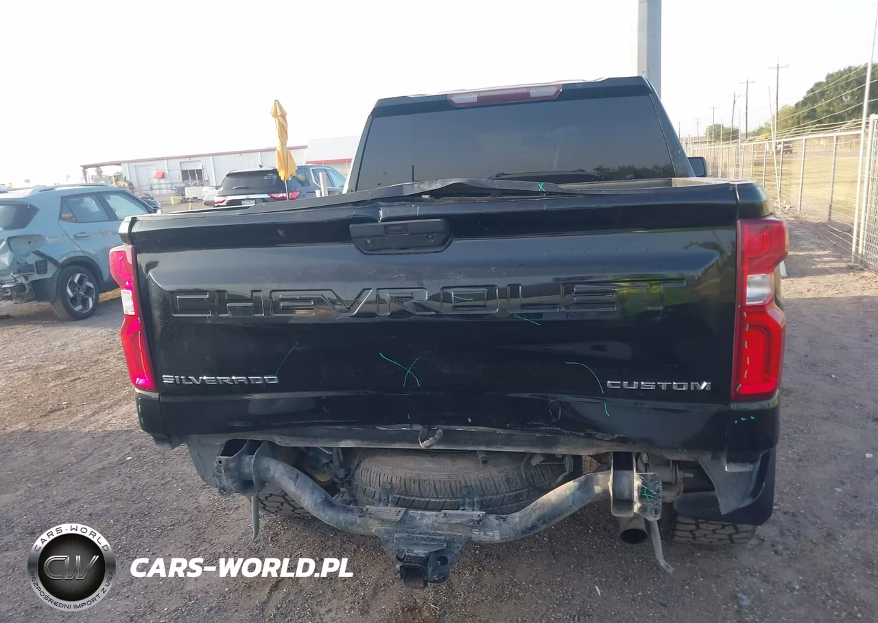 2019 Chevrolet Silverado 1500 Custom VIN:1GCUYBEF2KZ221374 - 17