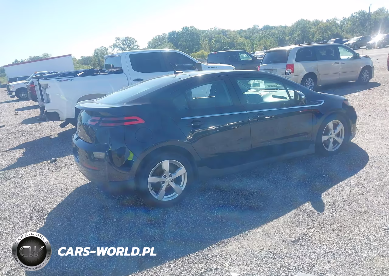 2013 Chevrolet Volt VIN:1G1RE6E41DU121053 - 4