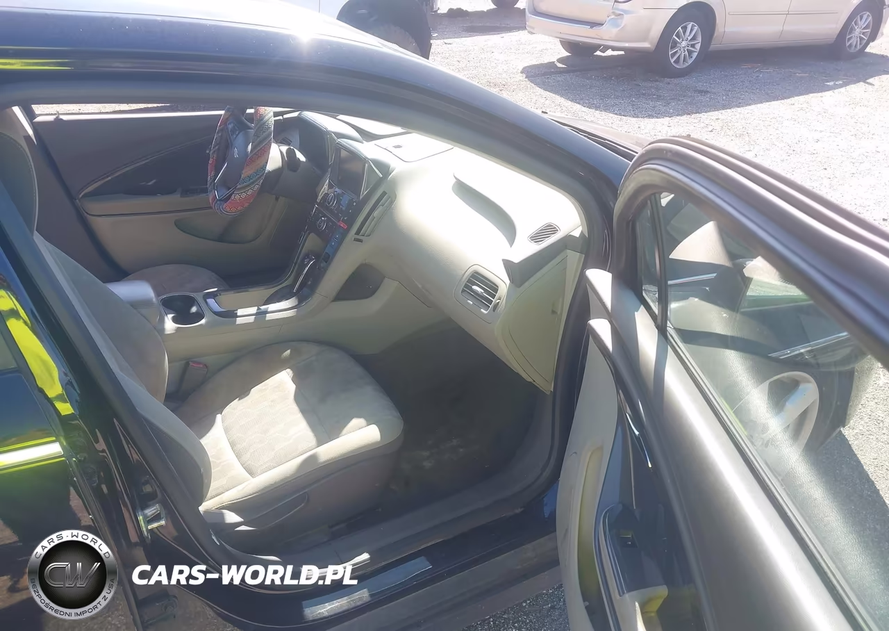 2013 Chevrolet Volt VIN:1G1RE6E41DU121053 - 5