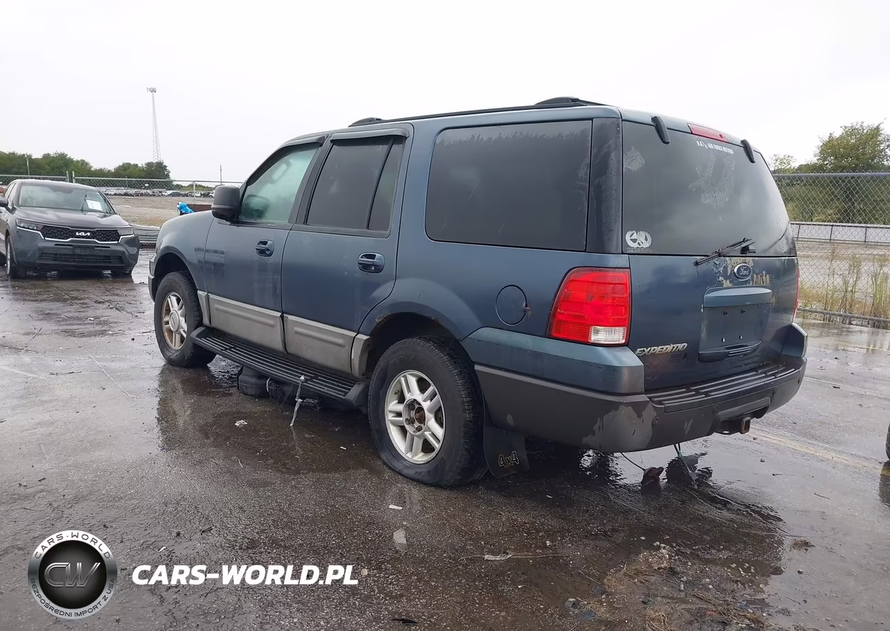 2004 Ford Expedition VIN:1FMPU16L24LA35665 - 3