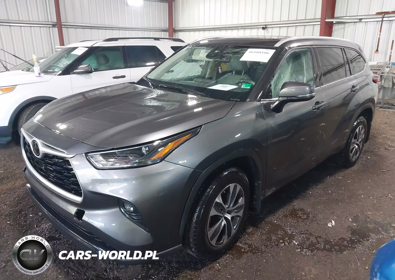 2022 Toyota Highlander Xle VIN:5TDGZRBH8NS247945 - 2