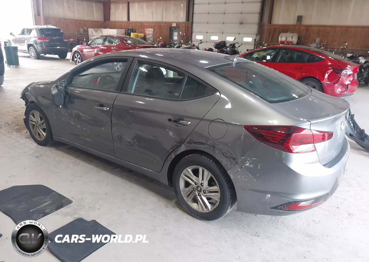 2020 Hyundai Elantra Value Edition VIN:5NPD84LF6LH501323 - 3
